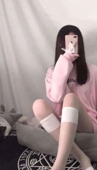 非常不错的一个妹子，很嫩